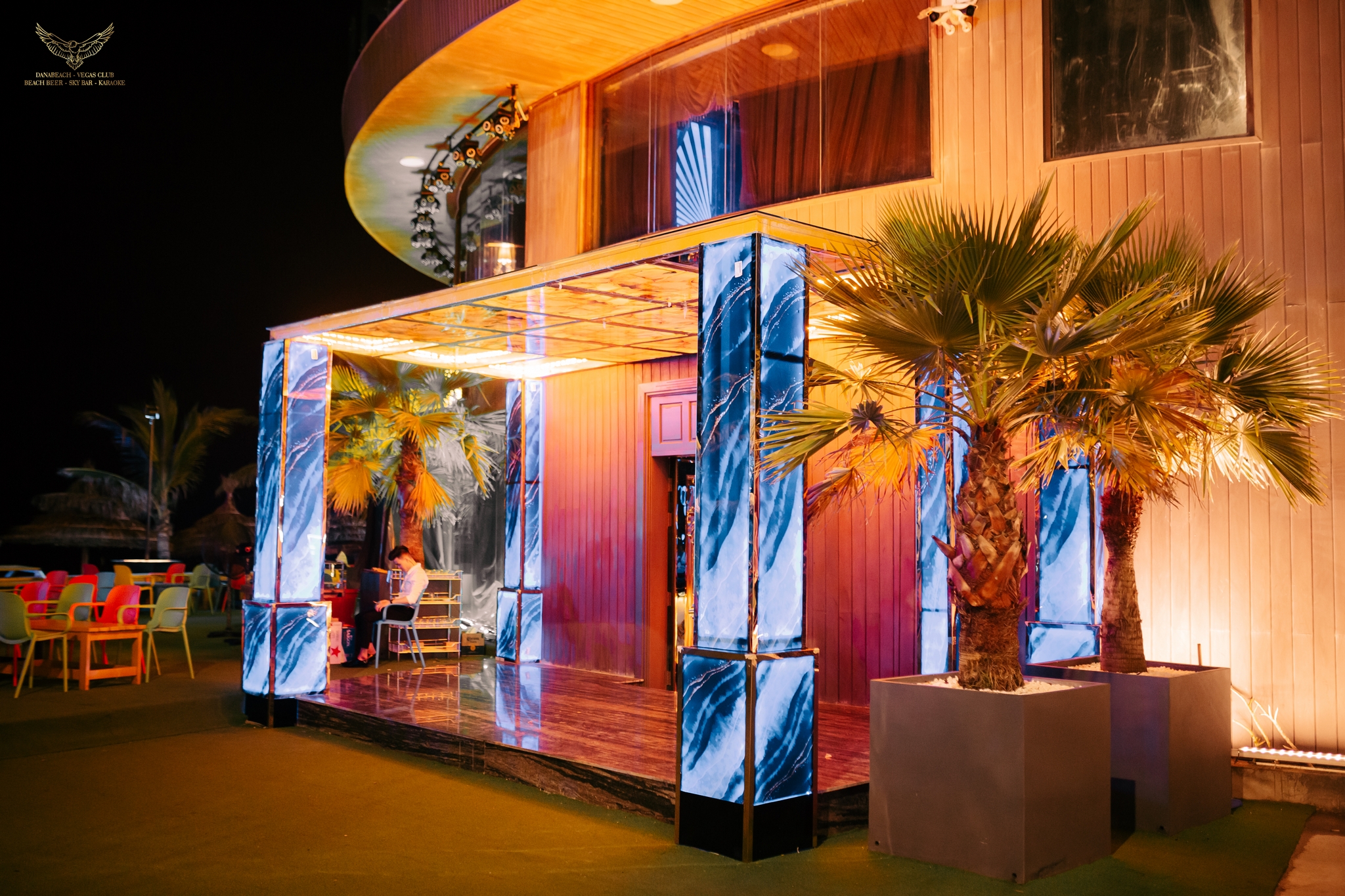 Vegas Karaoke view biển Đà Nẵng - Tụ điểm giải trí bậc nhất tại thành phố Đà Thành
